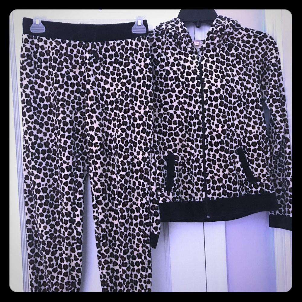 Sweatshirt and sweatpants juicy couture set